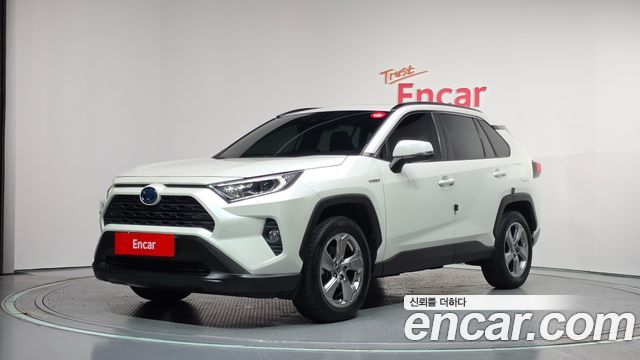 Toyota RAV4 2.5 2WD Hybrid, 2021