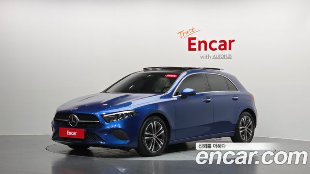Mercedes-Benz A-Class A220 Hatchback, 2024