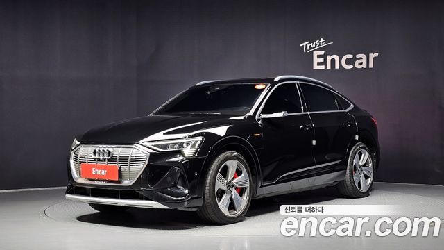 Audi e-tron 55 Quattro Sportback, 2021