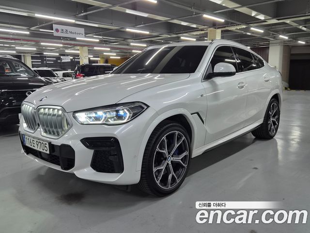 BMW X6 xDrive40i M Sport, 2022