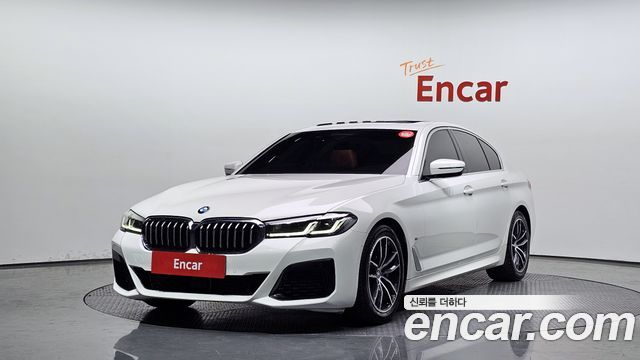 BMW 5-Series 520i M Sport, 2021