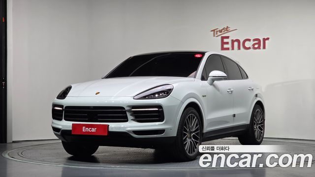 Porsche Cayenne 3.0 E-HYBRID COUPE PLATINUM EDITION, 2023