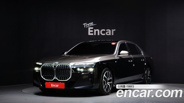 BMW 7-Series 740i xDrive M Sport, 2024