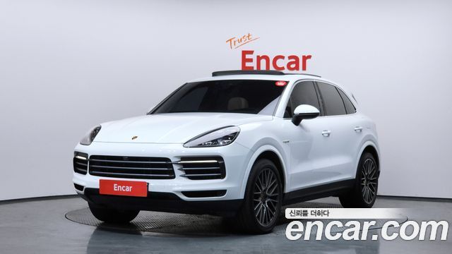 Porsche Cayenne 3.0 E-Hybrid, 2020