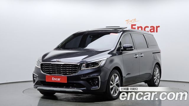 Kia Canival 9-Seater Prstige, 2018