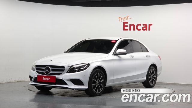 Mercedes-Benz C-Class C200, 2020
