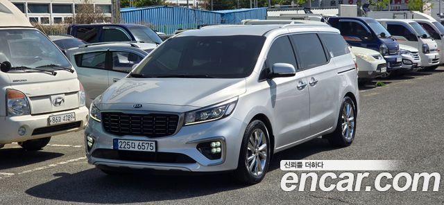 Kia Canival Gasoline 9-Seater Prestige, 2020