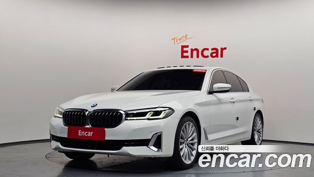 BMW 5-Series 530i xDrive Luxury, 2022