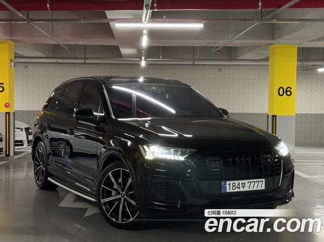 Audi Q7 55 TFSI Quattro Premium, 2021