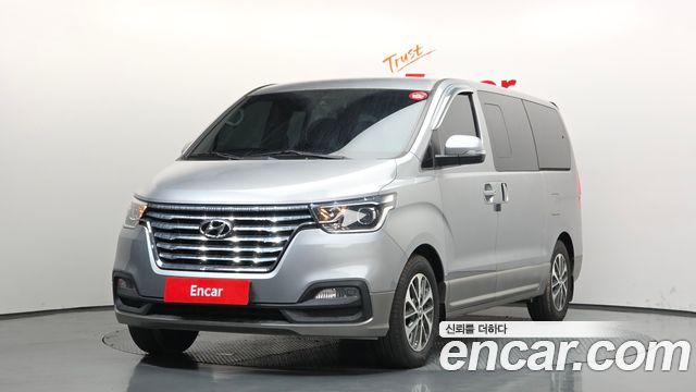 Hyundai Starex Urban 9-Seater, 2018