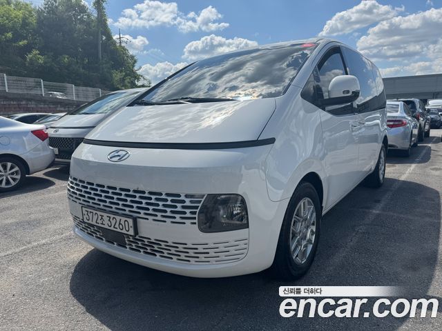 Hyundai Staria disability support car, 2022