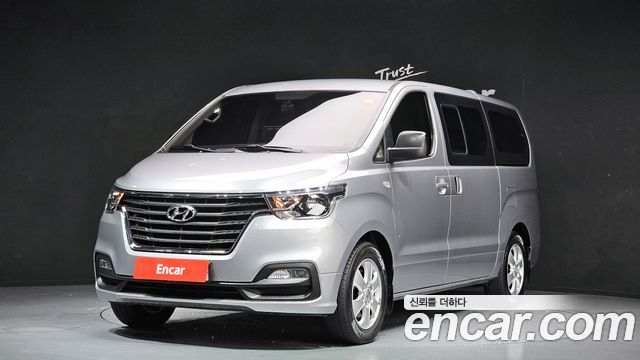 Hyundai Starex Wagon 12-Seater, 2020