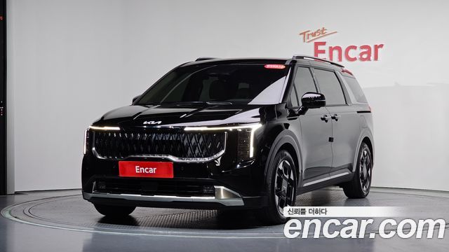 Kia Canival Gasoline 9-Seater Signature, 2024
