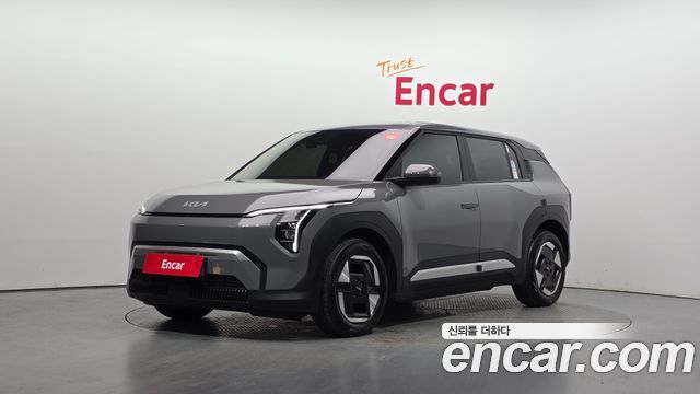 Kia EV3 Standard 2WD, 2024