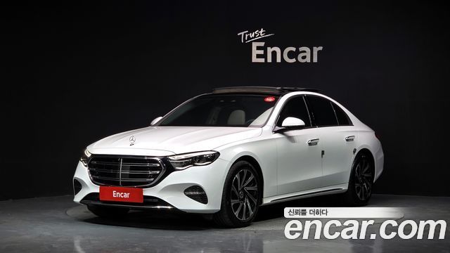 Mercedes-Benz E-Class E300 4MATIC Exclusive, 2024