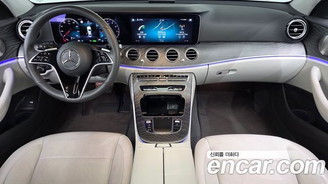 Mercedes-Benz E-Class E350 4MATIC Exclusive, 2022