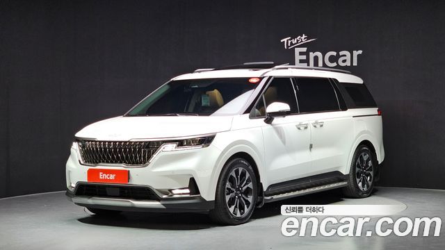 Kia Canival Gasoline 7-Seater Signature, 2023