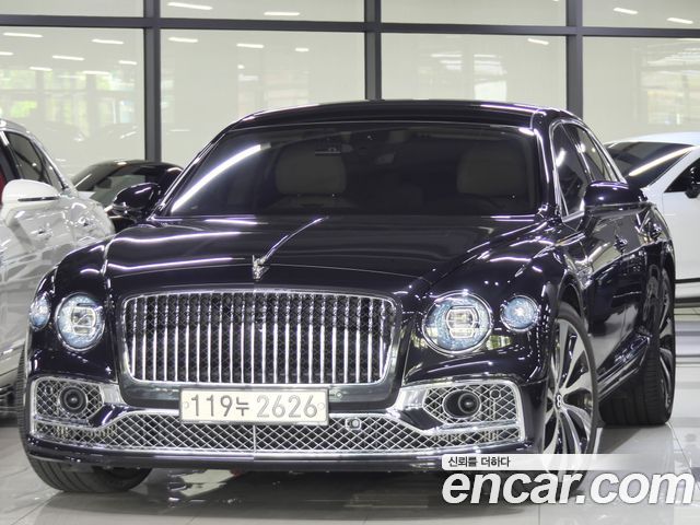 Bentley Flying Spur 4.0 Azure, 2023