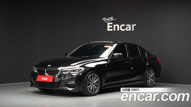 BMW 3-Series 320i M Sport, 2022