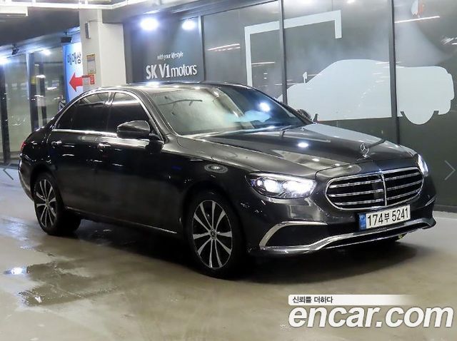 Mercedes-Benz E-Class E300e 4MATIC Exclusive, 2021