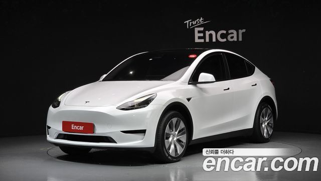 Tesla Model Y RWD, 2023