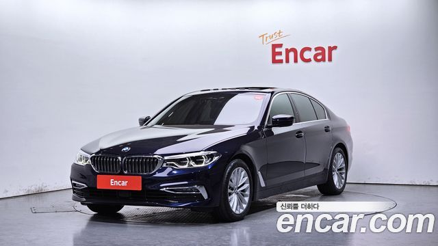 BMW 5-Series 520d Luxury Plus, 2020