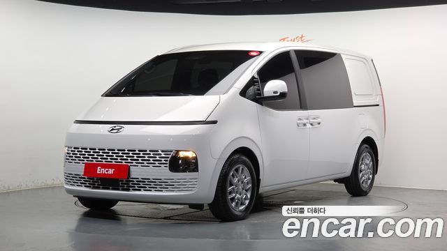 Hyundai Staria L3.5 Cargo 5-Seater, 2021