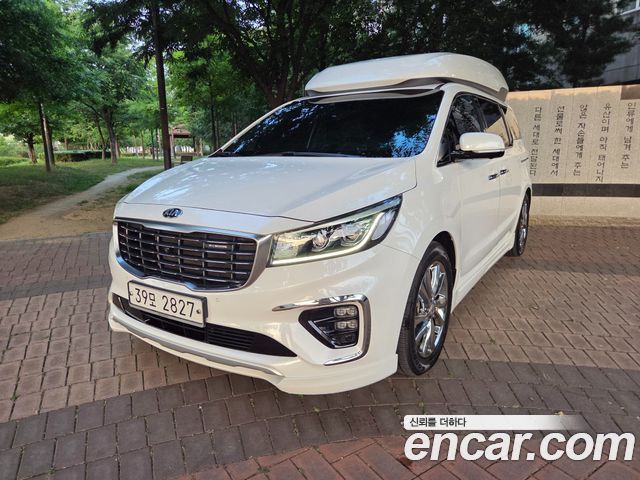 Kia Canival Gasoline 9-Seater Hi-Limousine, 2018