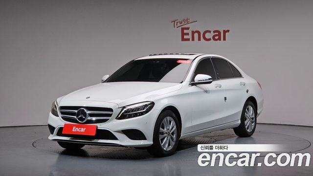 Mercedes-Benz C-Class C200, 2020