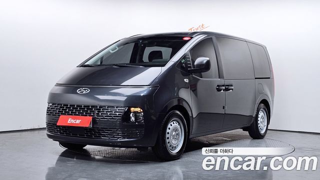 Hyundai Staria Tourer 11-Seater, 2022