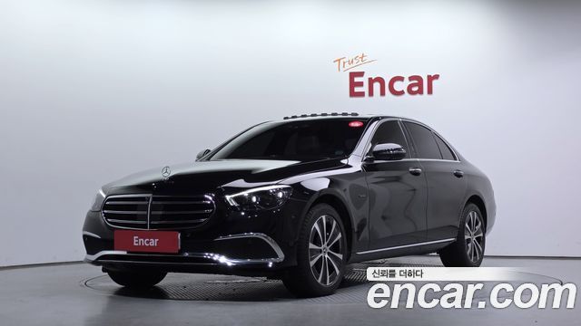 Mercedes-Benz E-Class E300e 4MATIC Exclusive, 2021
