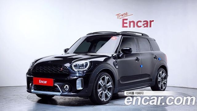 Mini Countryman ALL4 Classic Launch Pack, 2023