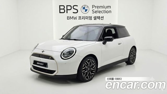 Mini Cooper SE Favoured, 2024