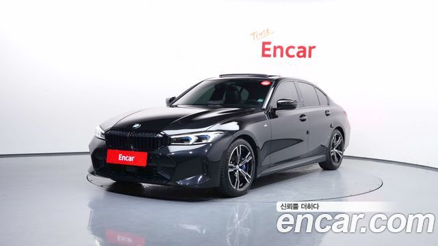 BMW 3-Series 320i M Sport, 2025