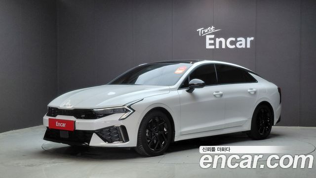 Kia K5 Signature, 2023