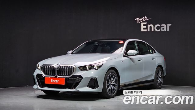 BMW 5-Series 520i M Sport, 2024