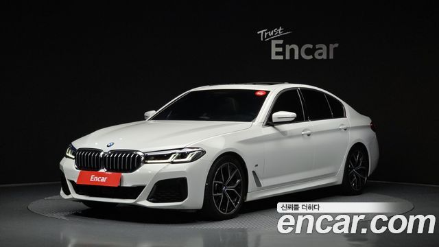 BMW 5-Series 530i M Sport Package, 2023