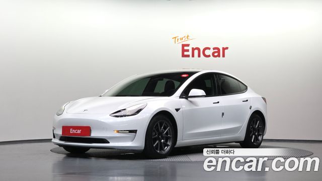 Tesla Model 3 Long Range AWD, 2022