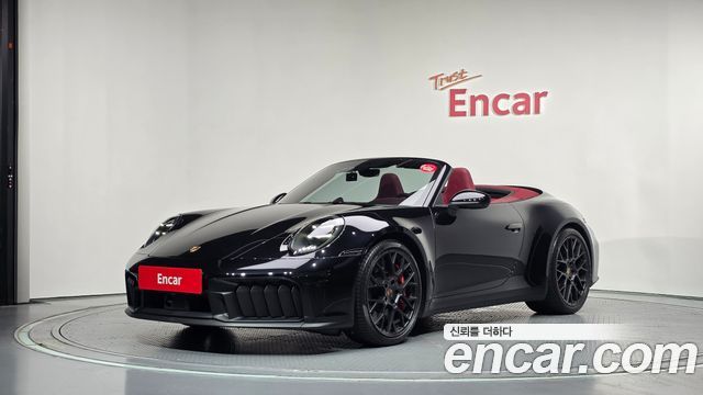 Porsche 911 Carrera GTS Cabriolet, 2025