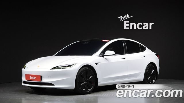 Tesla Model 3 Long Range AWD, 2024