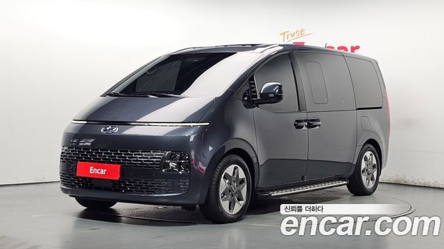 Hyundai Staria L3.5 Tourer 11-Seater, 2024