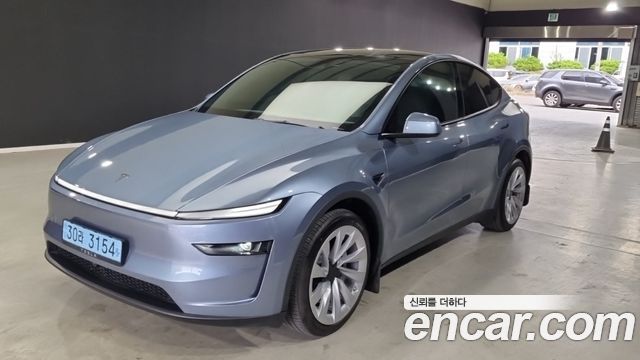 Tesla Model Y Premium Long Range AWD, 2025