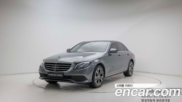 Mercedes-Benz E-Class E300 4MATIC Exclusive, 2020