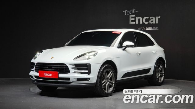 Porsche Macan 2.0, 2021