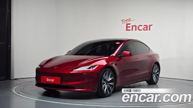 Tesla Model 3 Long Range AWD, 2024