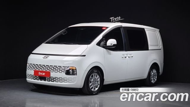 Hyundai Staria Cargo 5-Seater, 2022