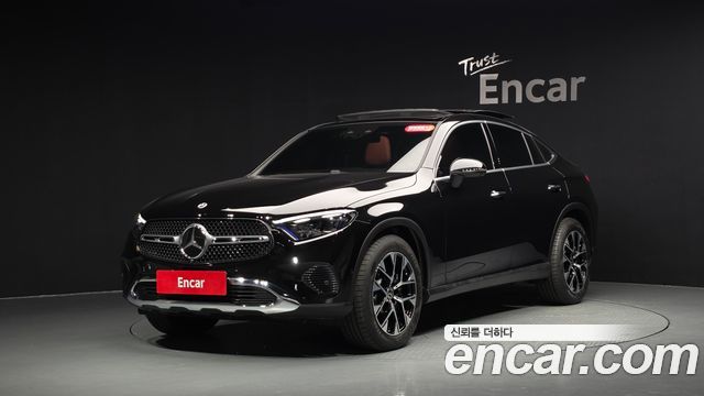 Mercedes-Benz GLC-Class GLC300 4MATIC Avnatgarde Coupe, 2026