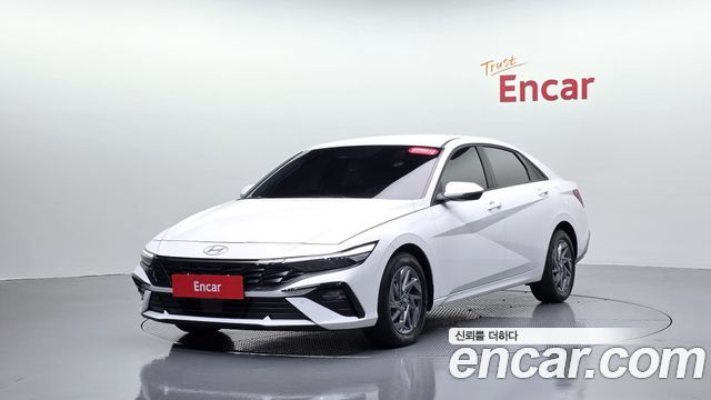 Hyundai AVANTE 1.6, 2026