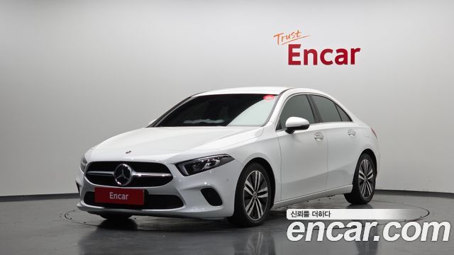 Mercedes-Benz A-Class A220 Sedan, 2021