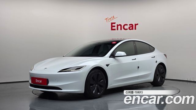 Tesla Model 3 RWD, 2024